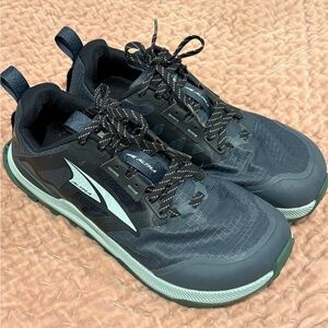 Altra Women’s Blue and Gray Trail Running Shoes Size 9 Great Condition